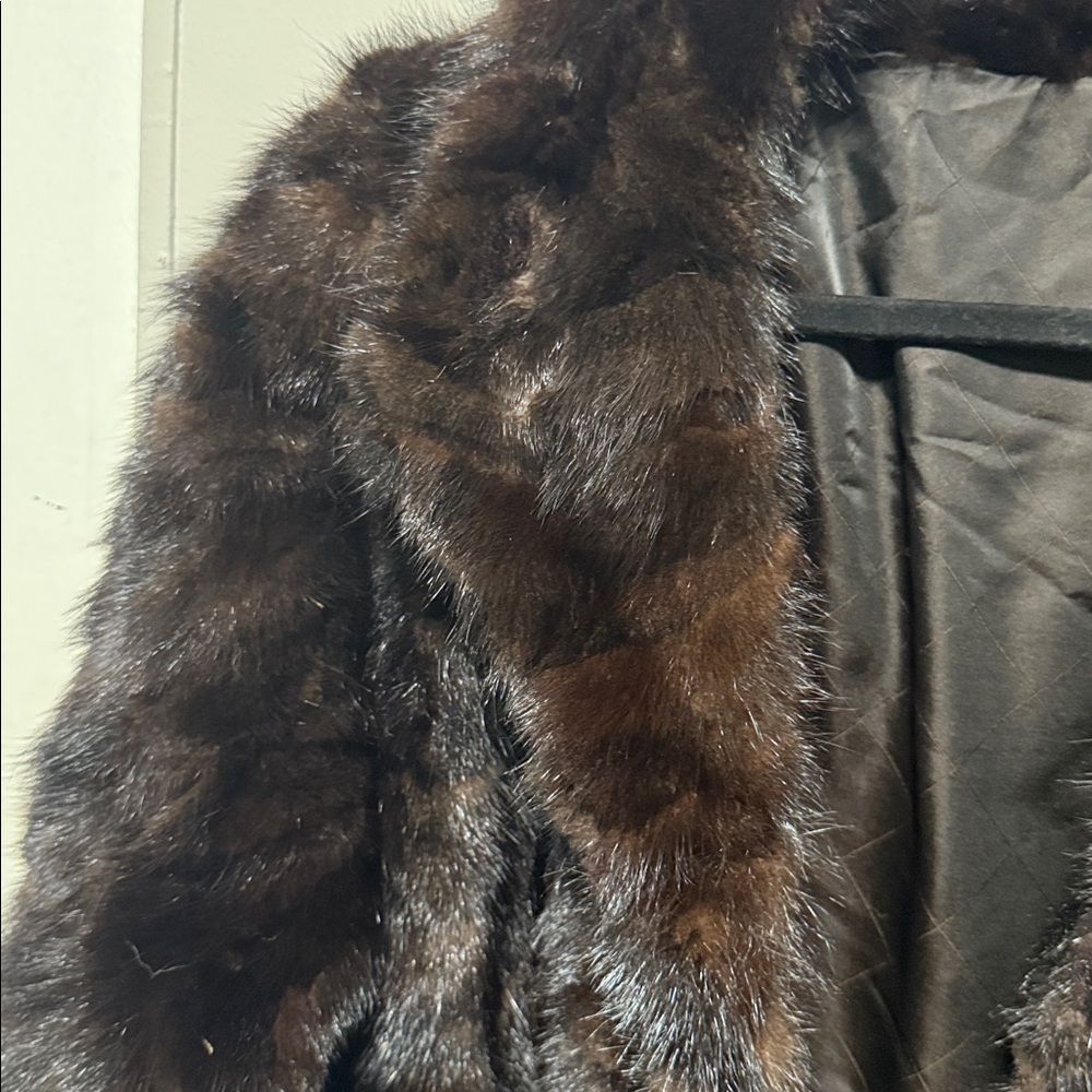 Saga fur mink coat - Picture 4 of 15